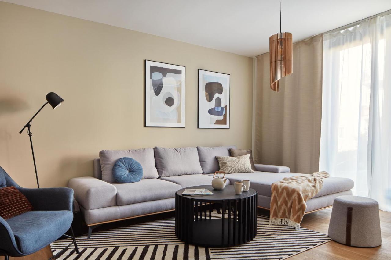 Apartment Days - Stylish With Terrace - Parking - Quiet Area Prague