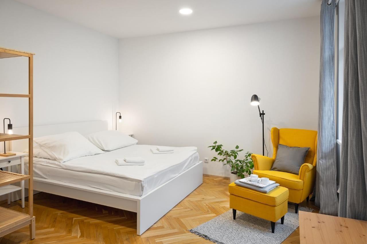 Apartment Veleslavin *