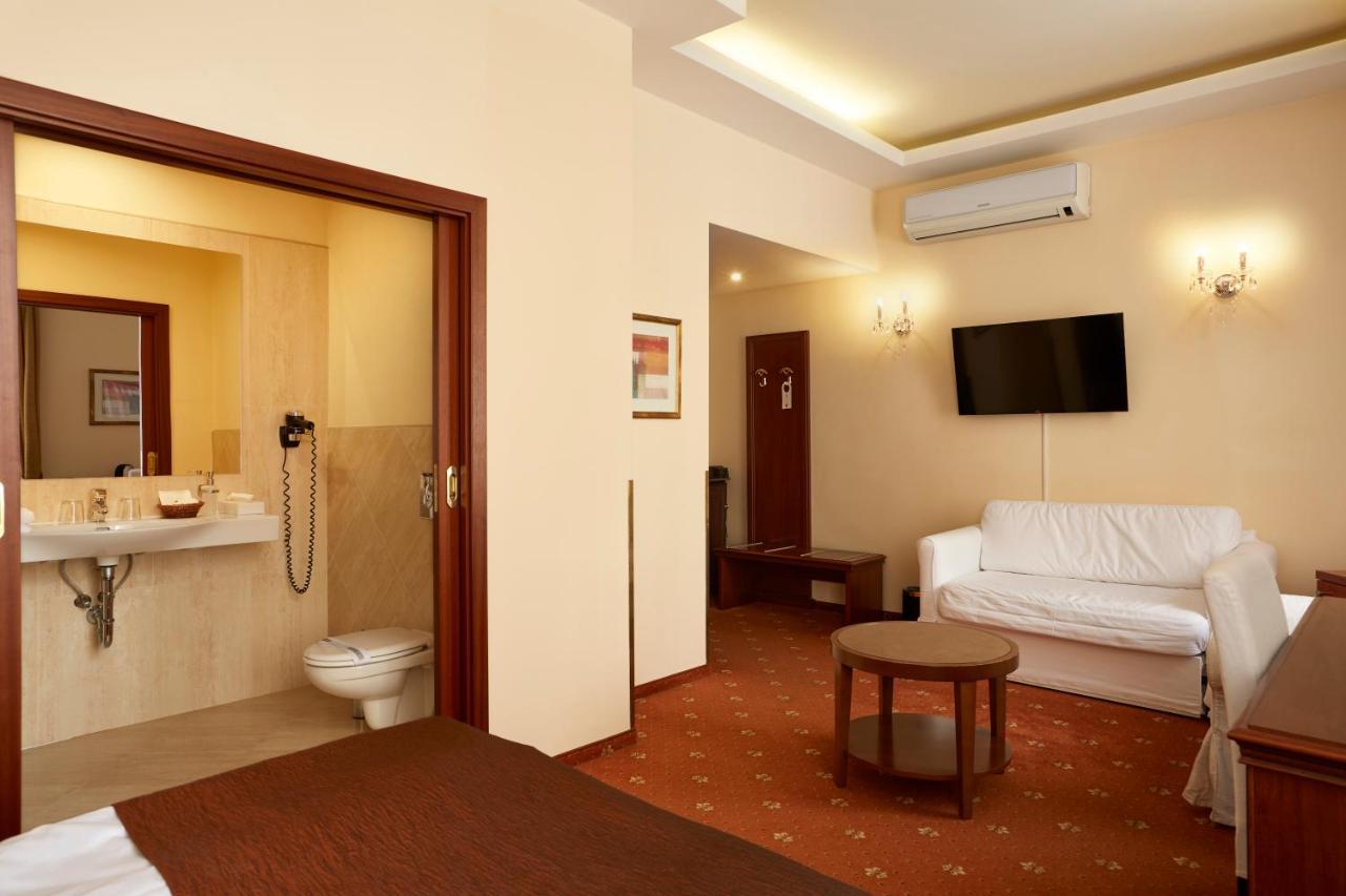 Fleur De Lis 4* Prag