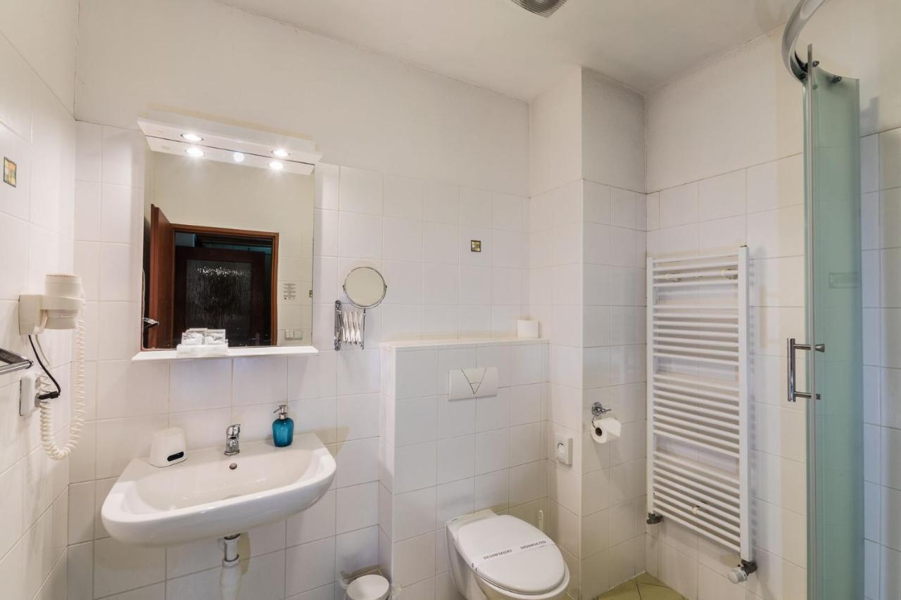 Augustus Et Otto 4* Prag