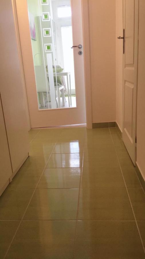Flat In The Heart Of Apartment Prague
