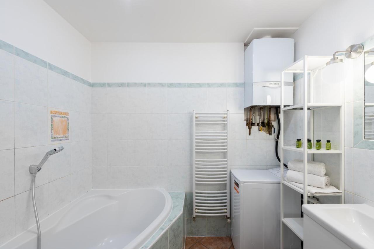 Apartment Budget Reznicka Prag