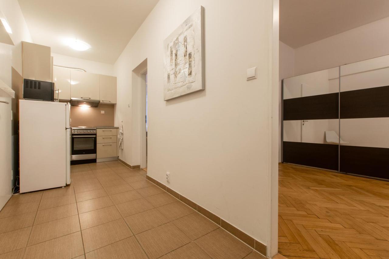 As Apartments. National Theatre Apt. Old Town *