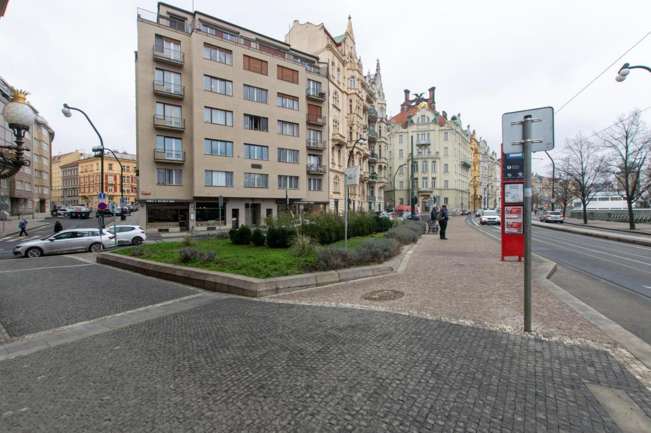 As Apartments. National Theatre Apt. Old Town *