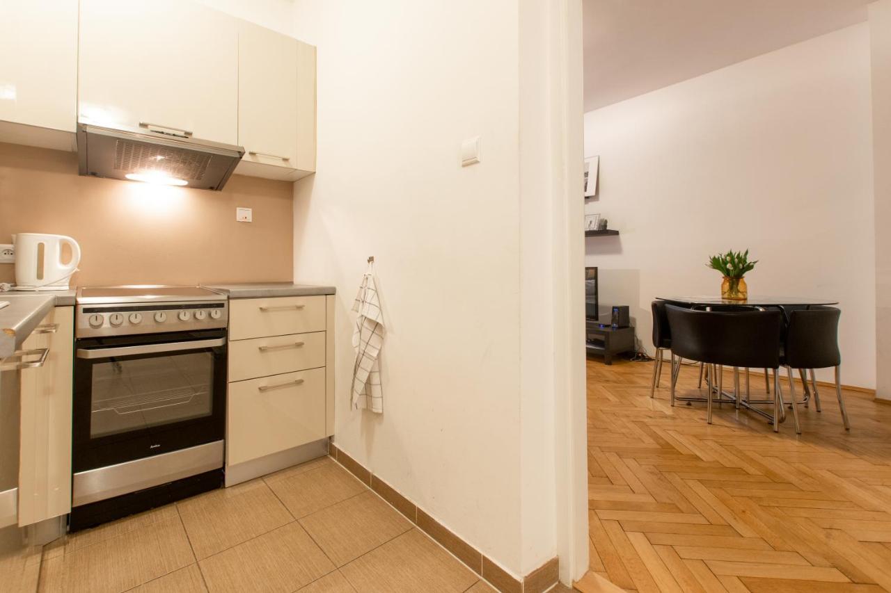 As Apartments. National Theatre Apt. Old Town Apartment *