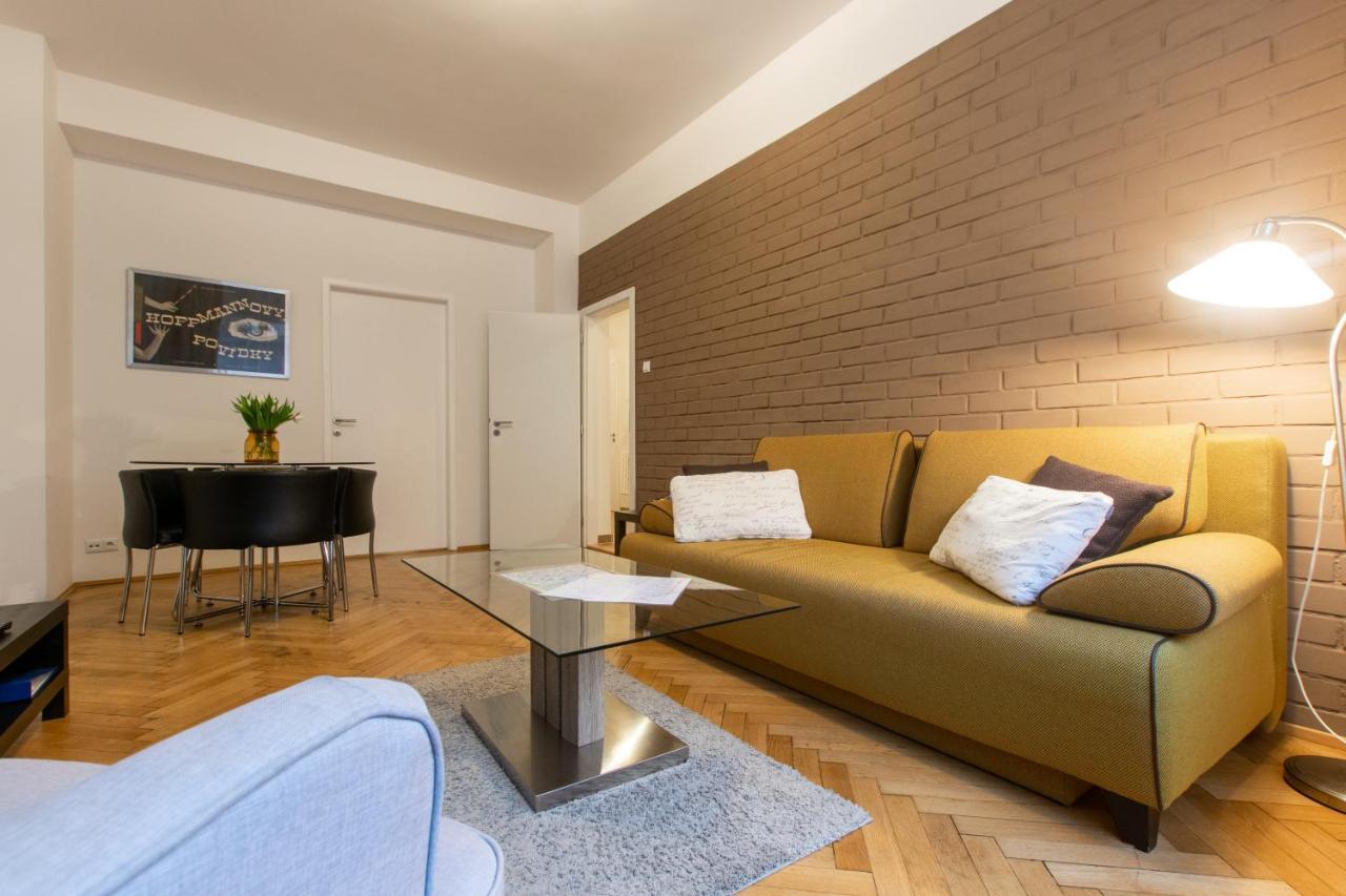 Apartment As Apartments. National Theatre Apt. Old Town