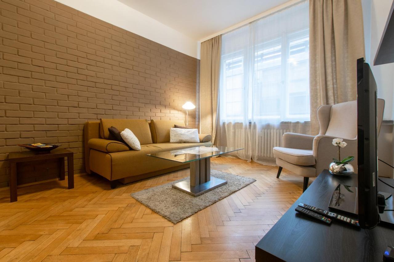 As Apartments. National Theatre Apt. Old Town *