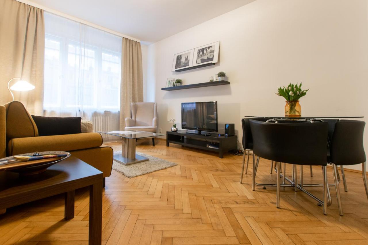 As Apartments. National Theatre Apt. Old Town Apartment *