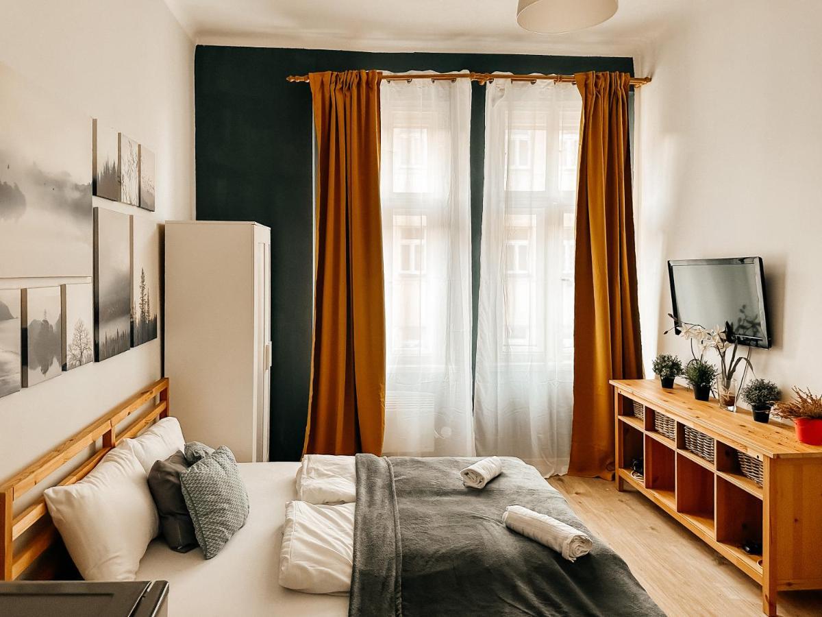 Savor Apartment *