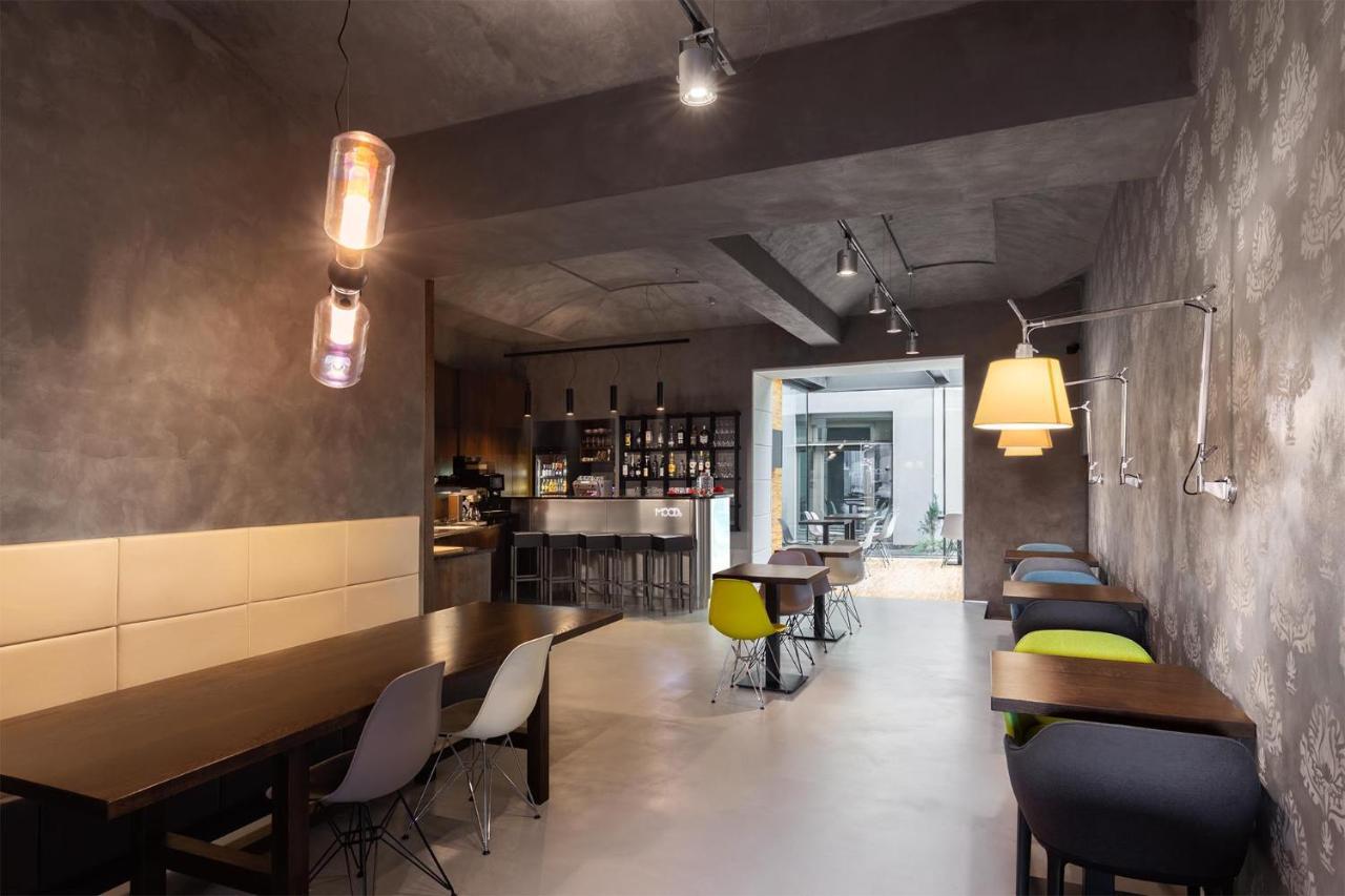Moods Boutique Hotel 4*