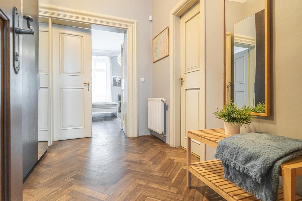 Apartment Bright Studio Close To Charles Bridge And Castle *