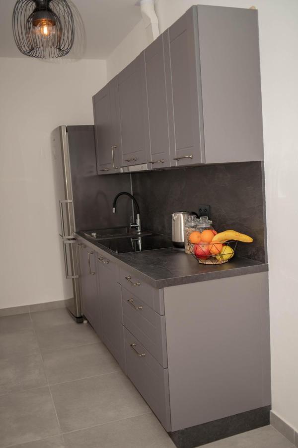 Apartment Rezidence Kbely - Free Parking Prag