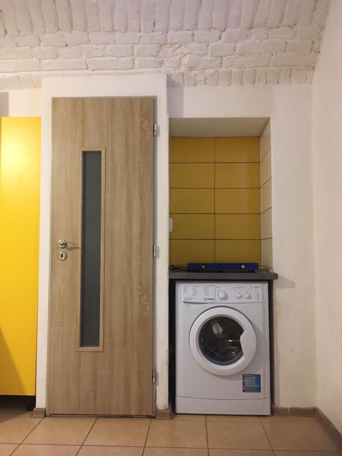 Basement In The City Center!! Apartment *