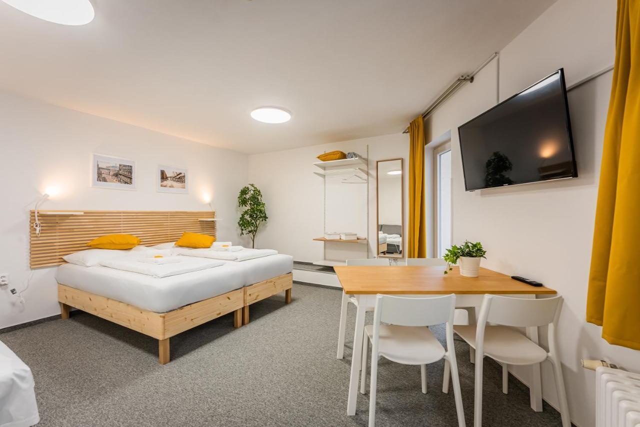 Hotel Self-service Ostaš