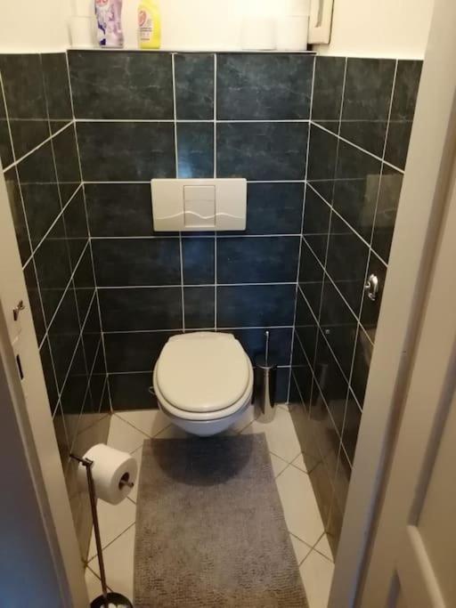 2 Bedrooms Close Vysehrad - Congress Centrum Apartment