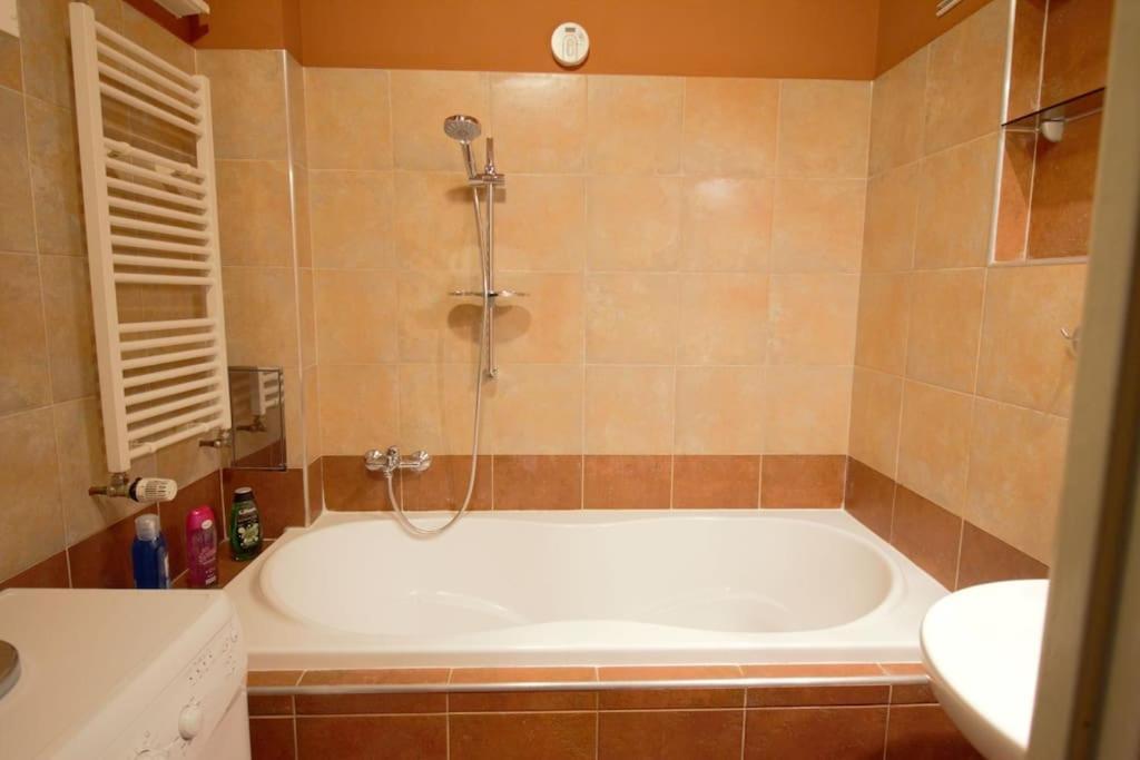 Comfort 2bedrooms Quite Place!-vinohrady Lejlighed Prag