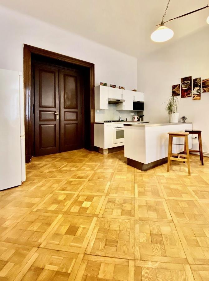 Spacious Cozy In Centre Apartmán *