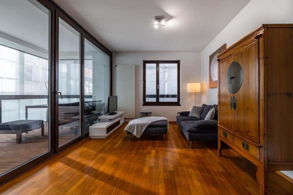 Modern Spacious Flat With A Terrace And A Parking Apartment