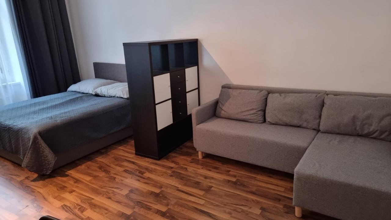 Comfortable Great Location Close To Center Apartment Prague