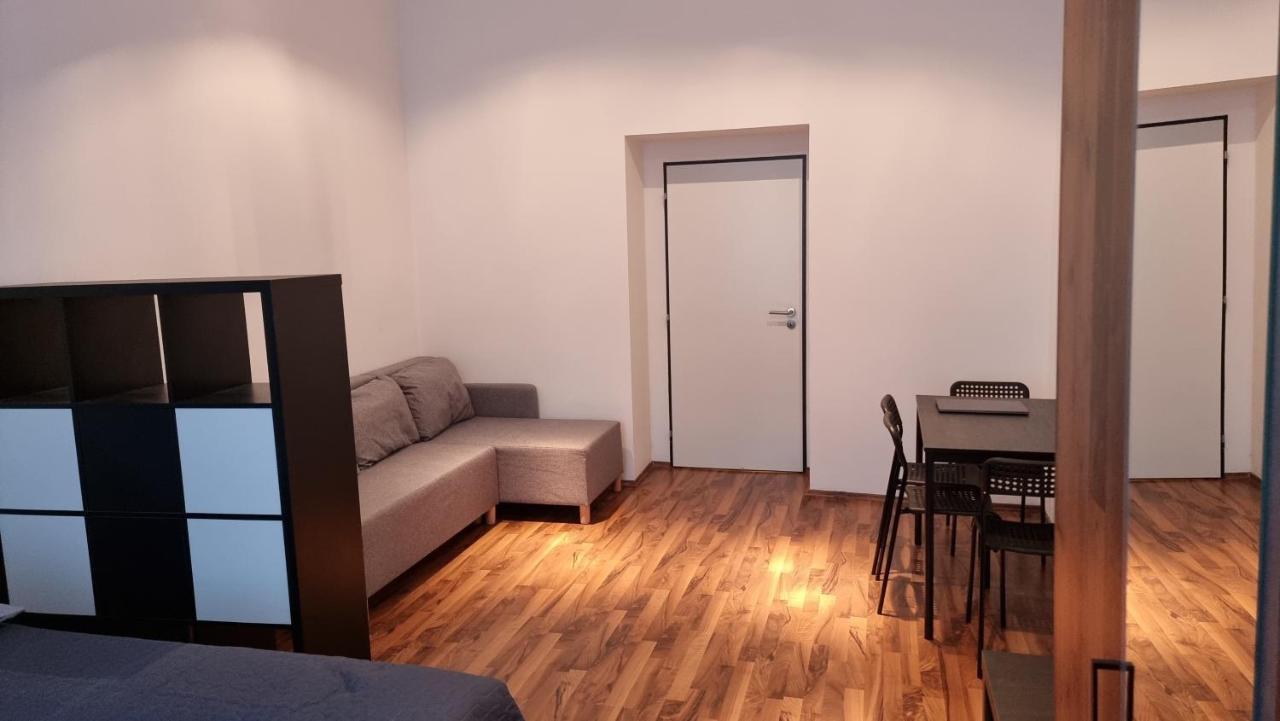 Comfortable Great Location Close To Center