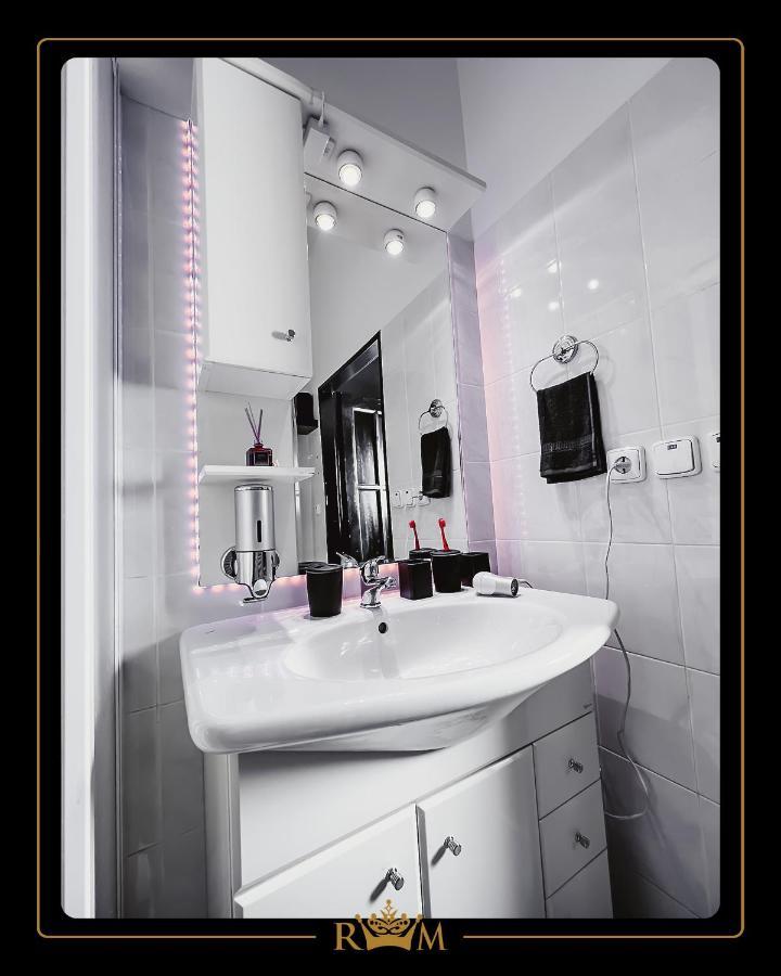 Rm Luxury In • 6 People • Free Parking • Pets Prague