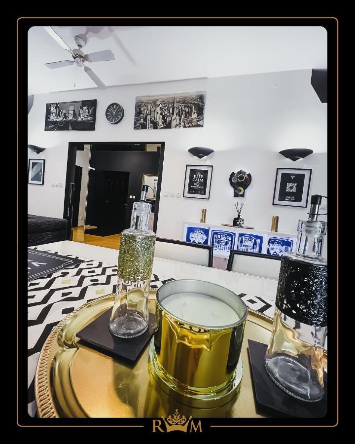 Rm Luxury In • 6 People • Free Parking • Pets *