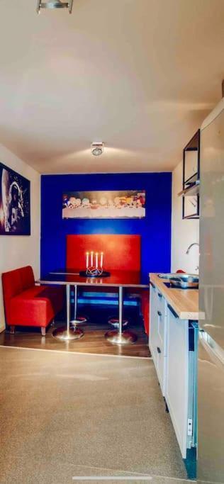 Apartment Lovely 3bd - Rooftop - Jacuzzi&sauna *