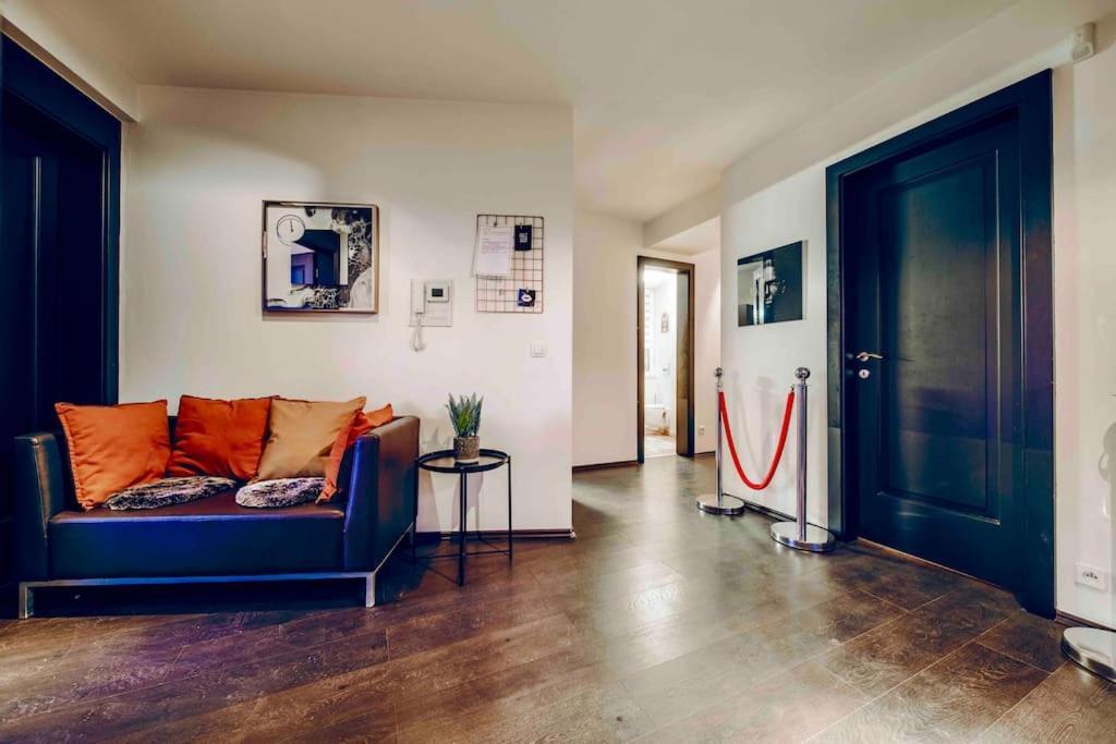 Apartment Lovely 3bd - Rooftop - Jacuzzi&sauna