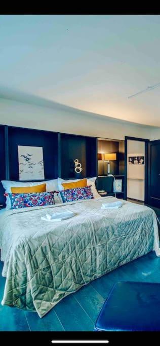 Apartment Lovely 3bd - Rooftop - Jacuzzi&sauna Prag