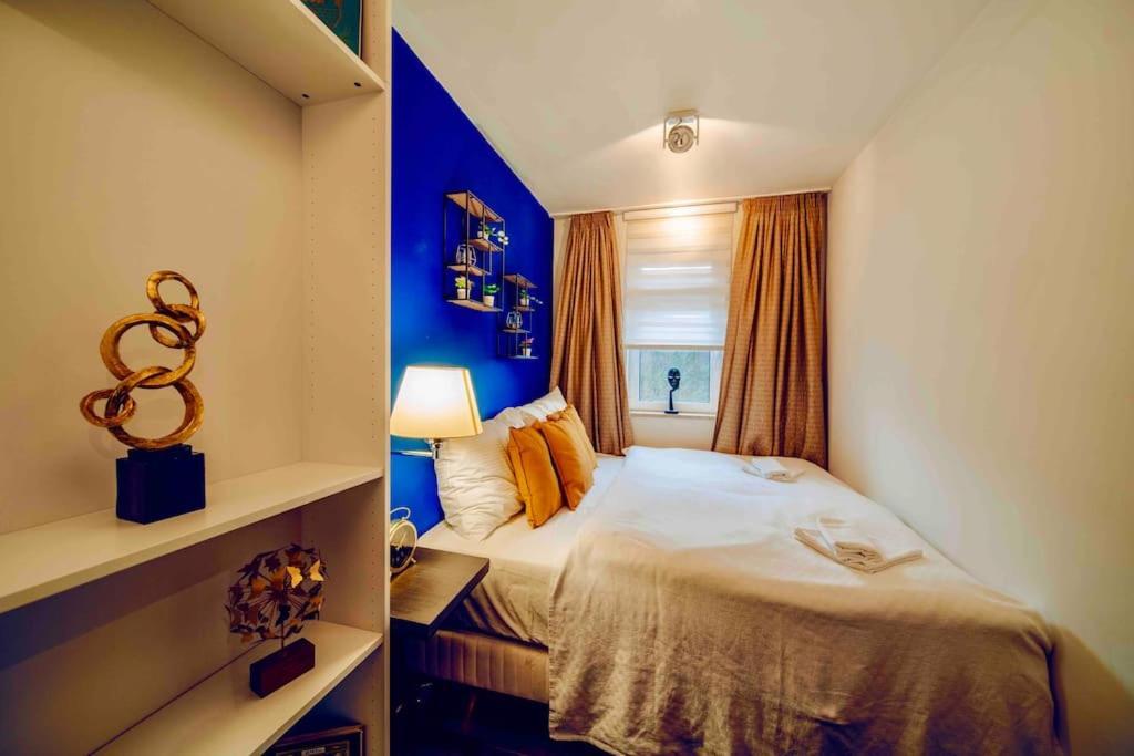 Lovely 3bd - Rooftop - Jacuzzi&sauna Apartment *