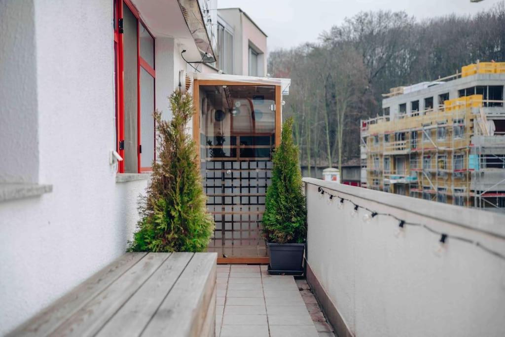 Apartment Lovely 3bd - Rooftop - Jacuzzi&sauna Prag