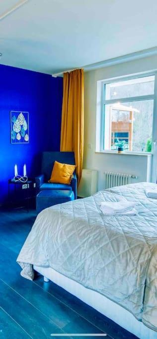 Lovely 3bd - Rooftop - Jacuzzi&sauna Apartment