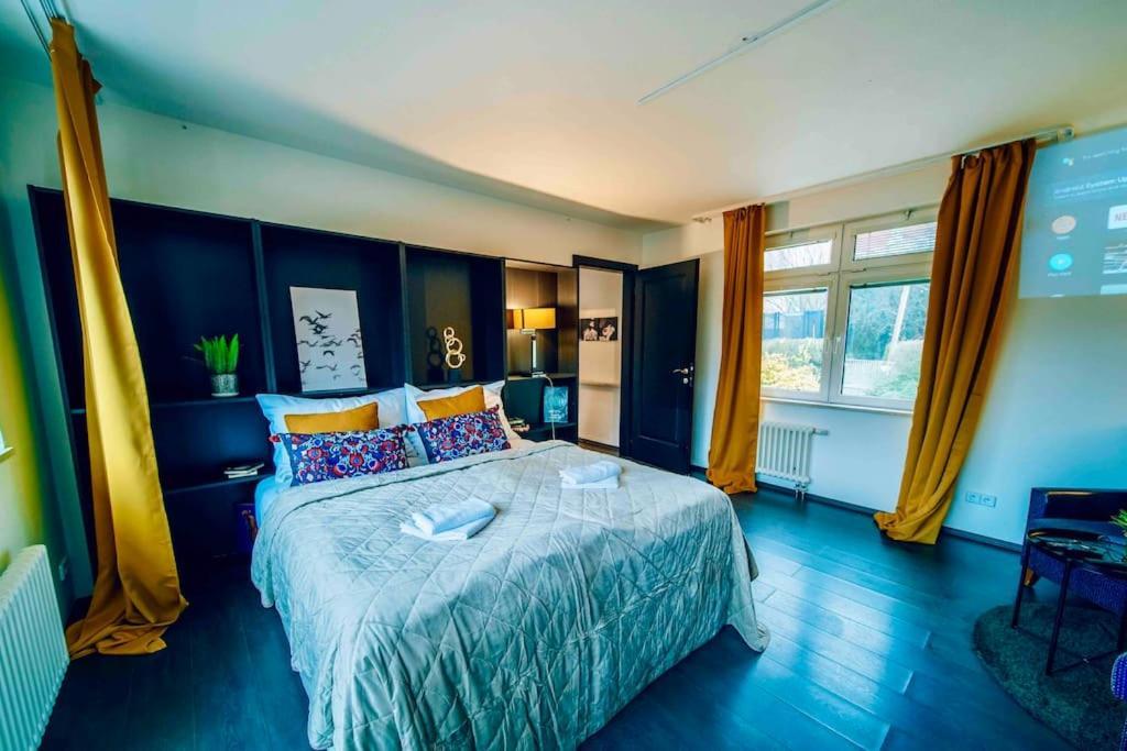 Apartment Lovely 3bd - Rooftop - Jacuzzi&sauna Prag
