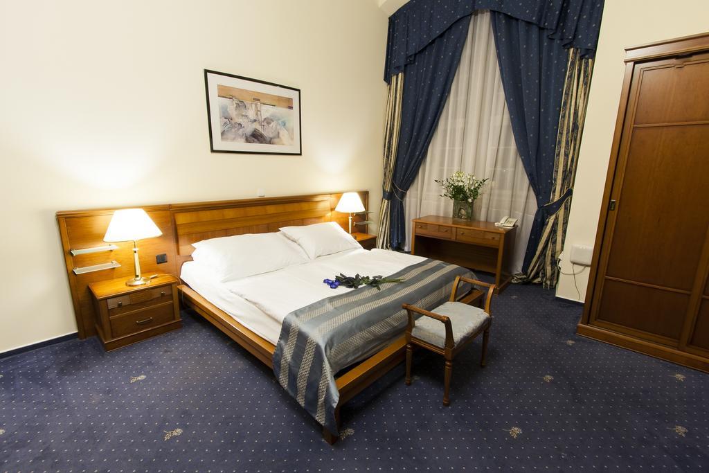 The Botanist Aparthotel