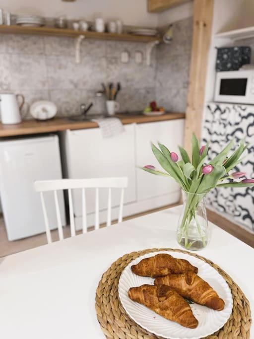 Flat White Flat Apartment *
