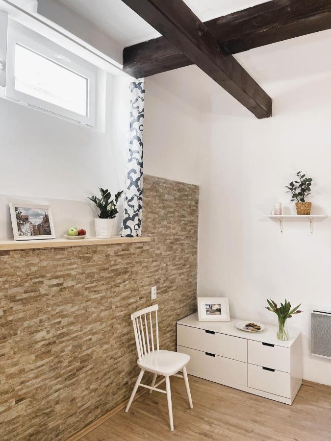 Apartment Flat White Flat *