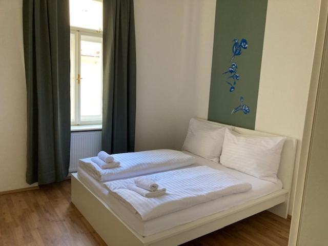 Lägenhetshotell Erbenova 3*