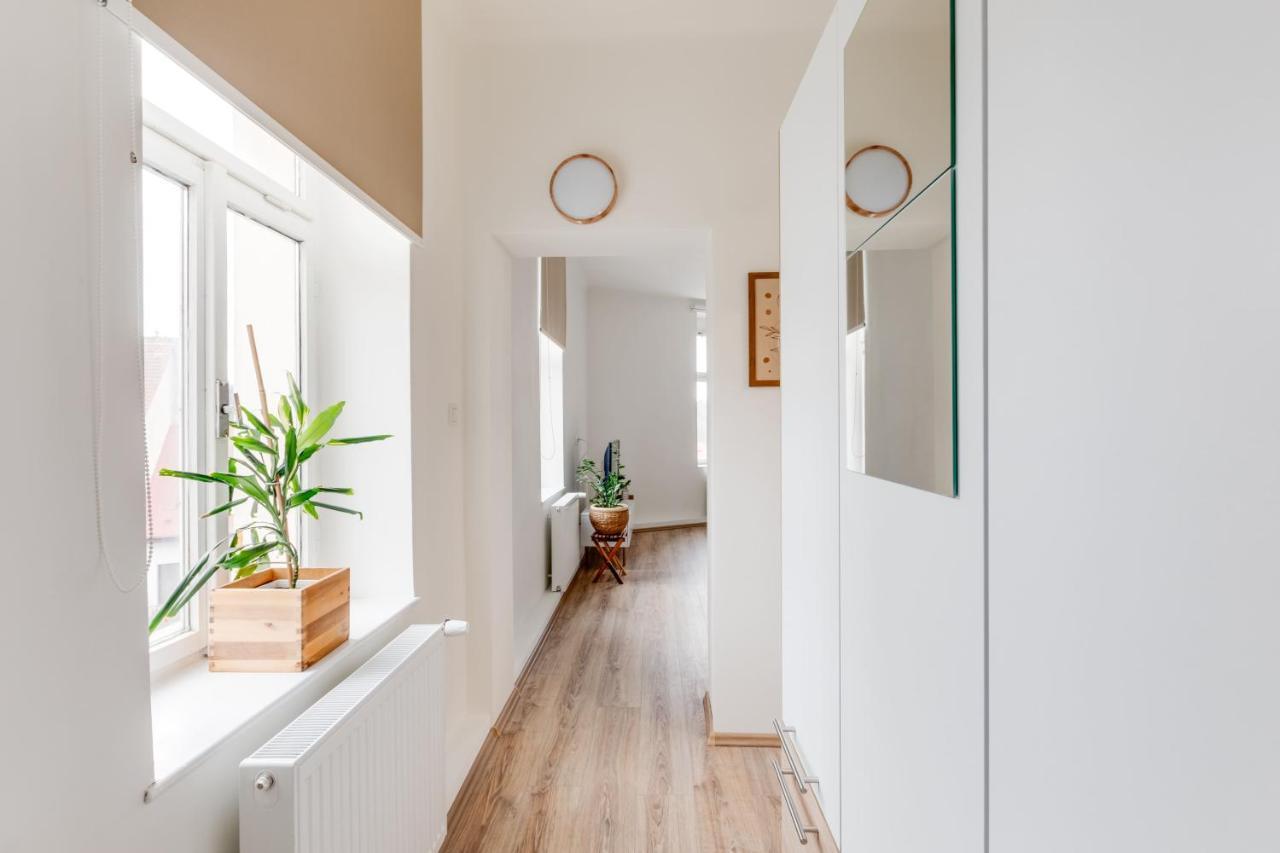 Apartmán Modern, Bright And Spacious *