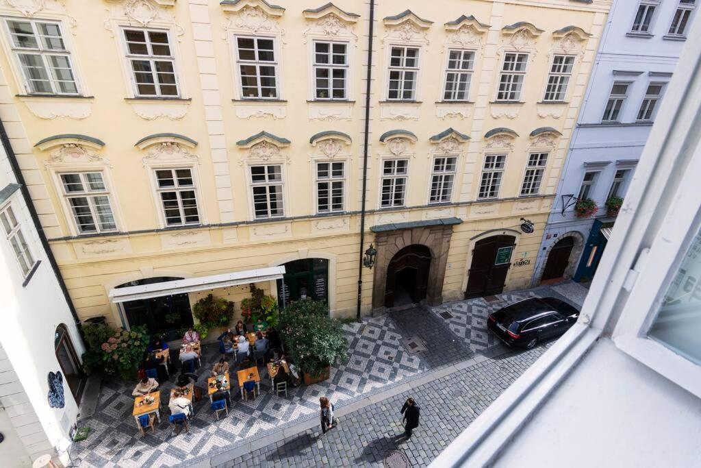 Fairytale Duplex - Billiard - Whirlpool - Cinema - Old Town Apartmán *