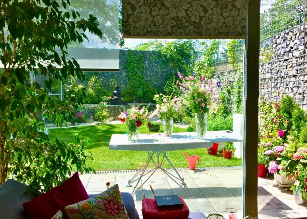 Romantic Stay Overlooking Prague Rum i privatbostad Prag