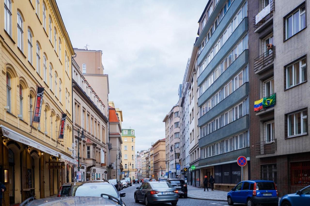 Lejlighed Quiet & Cozy Apartment/ Balcony / Popular Location