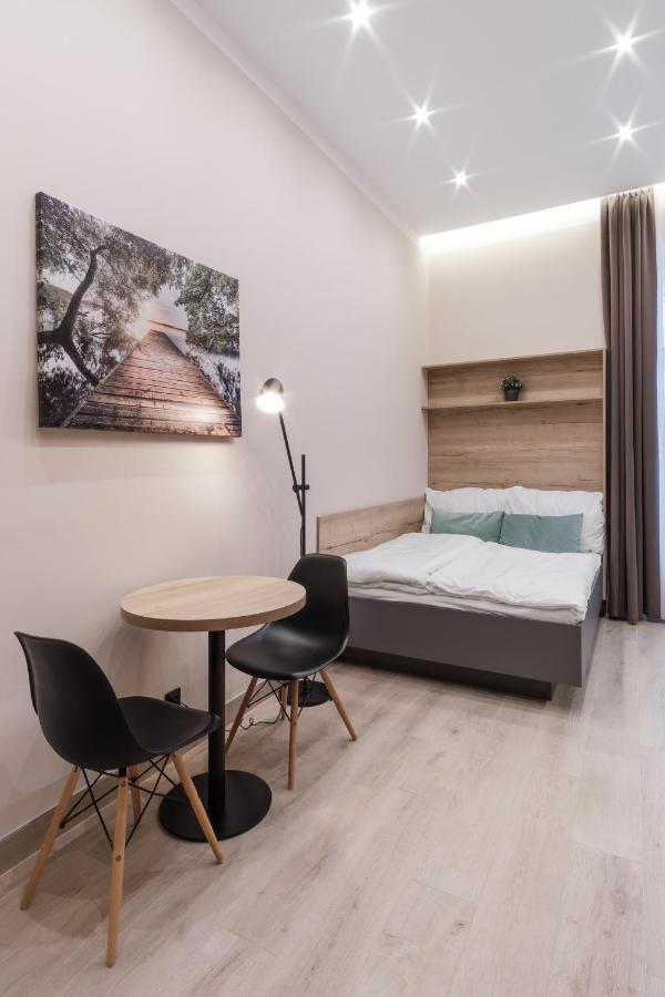 Days - Modern - 7 Min Wenceslas Square Apartment Prague