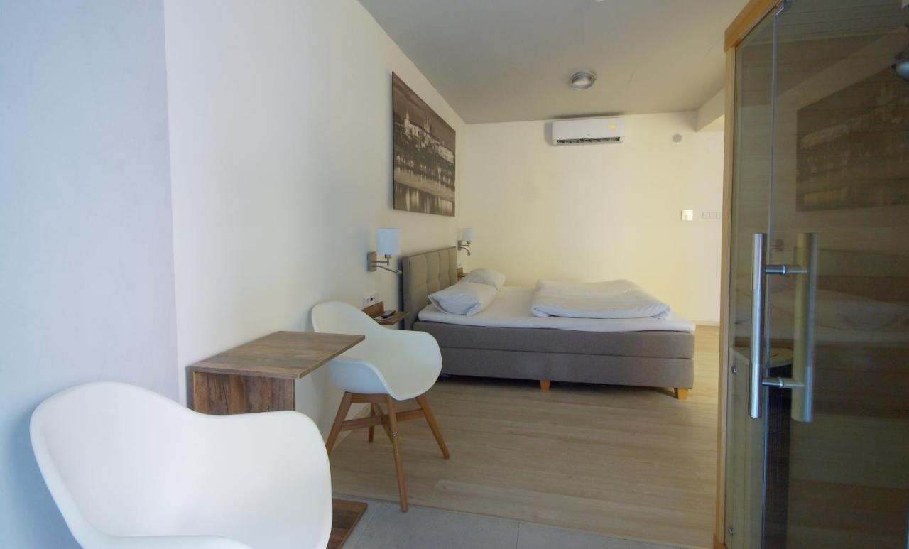 Adeba Hotell Prag