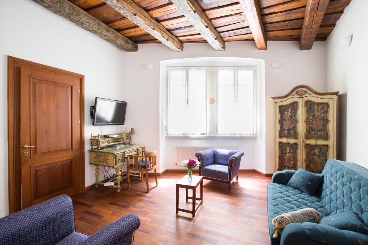 Boheme Old Town Square Apartment Prague