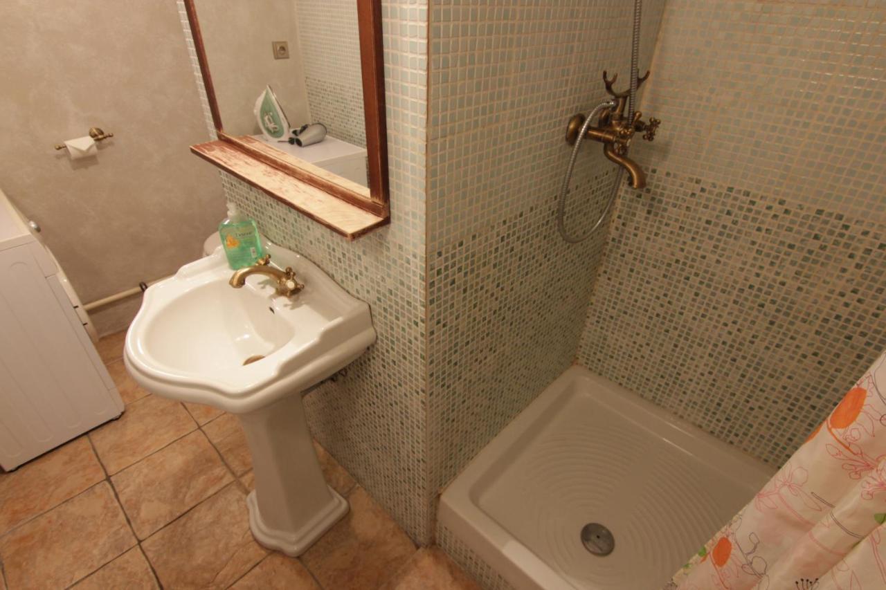 Lägenhet Cool 1 Bedroom Prokopska In Mala Strana Prag
