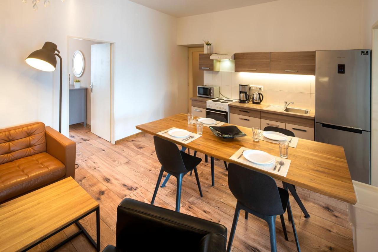 Apartment Apple
