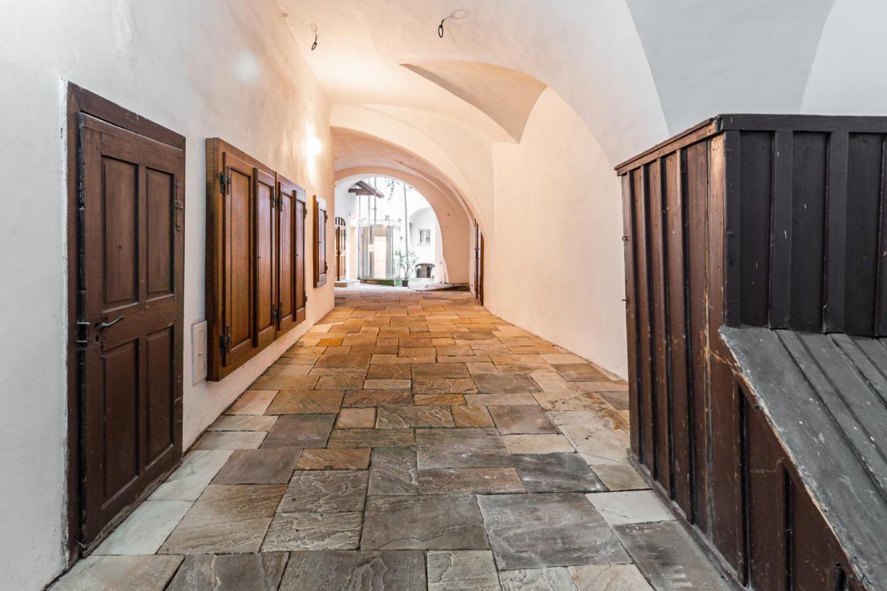 Apartment Charming In Lesser Town