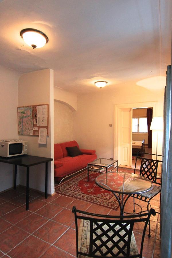 Lägenhet Cool 1 Bedroom Prokopska In Mala Strana