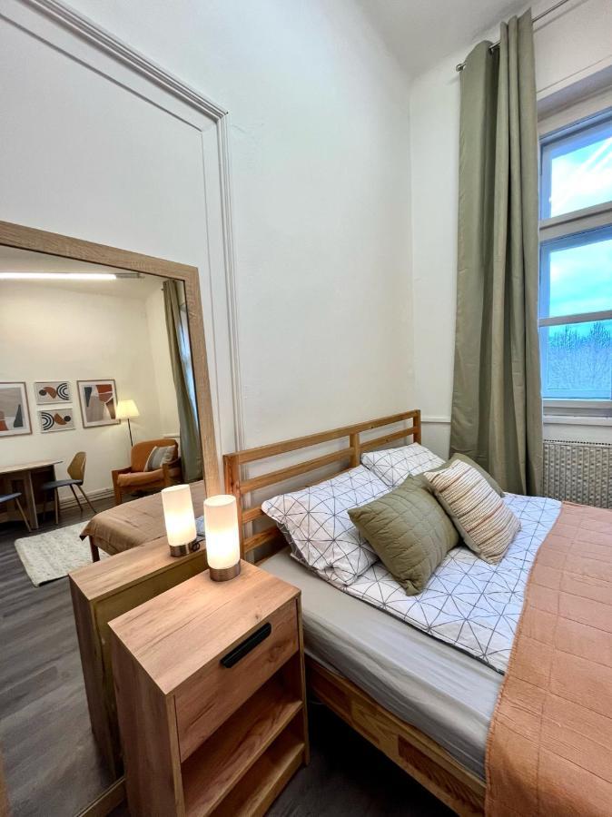 1 Bedroom Close To Palmovka Prag