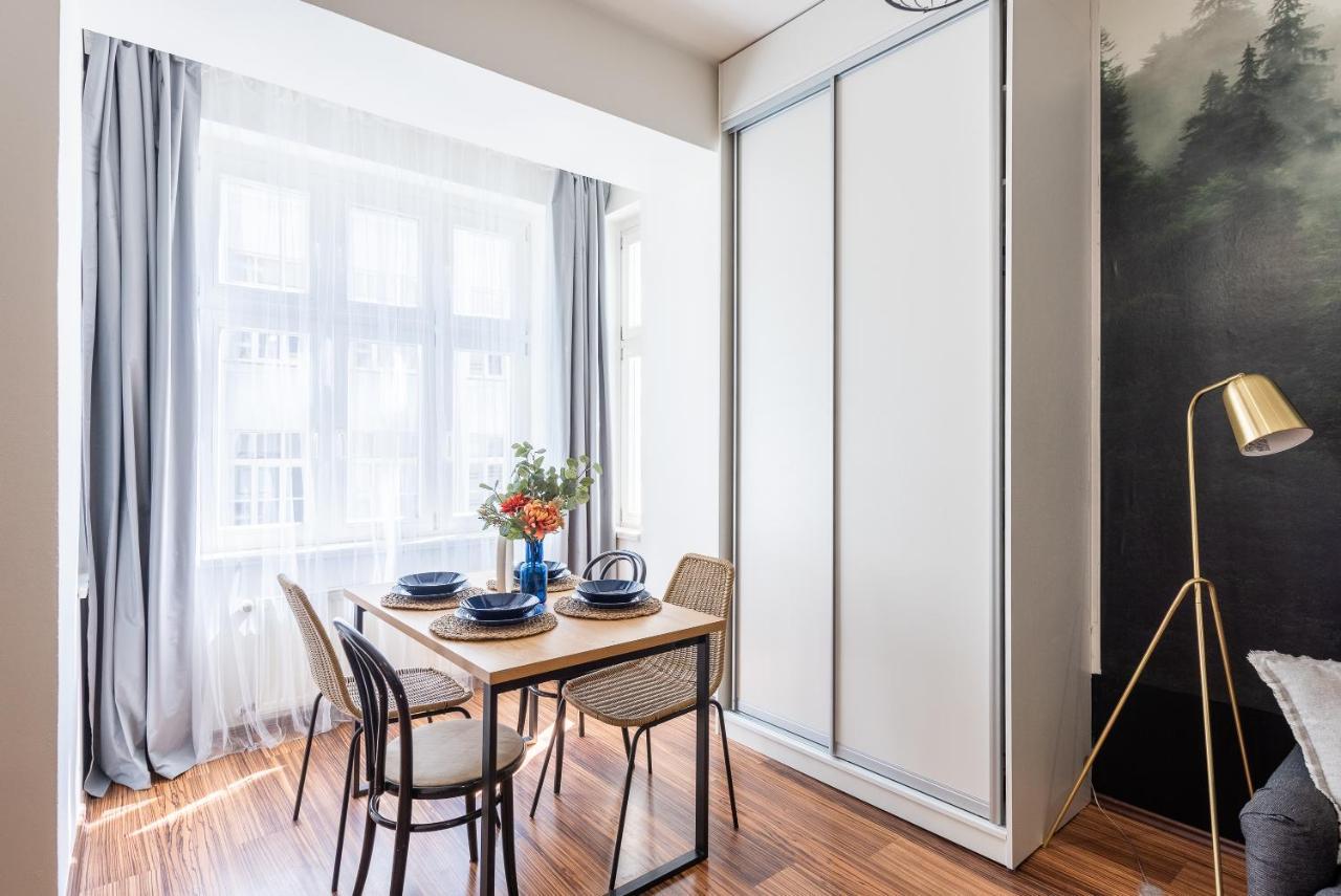 10 Min City Centre 5 People Apartment, Free Coffee Apartment *